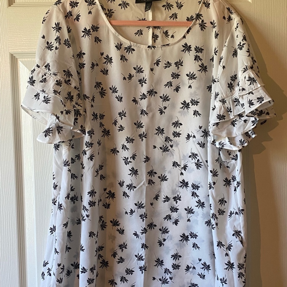 Lane Bryant women’s floral top blouse